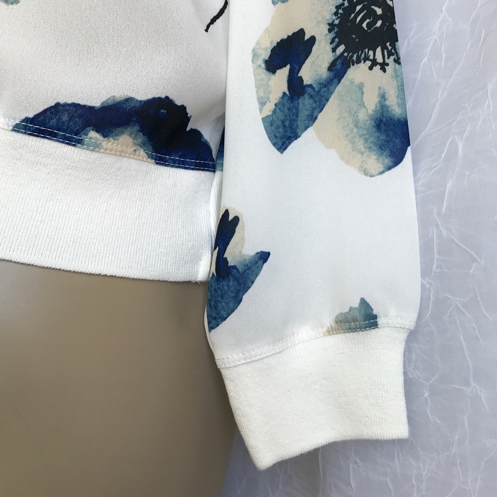 🚫SOLD🚫 NWT Sheer White Chiffon Sweatshirt Blue - Picture 13 of 16